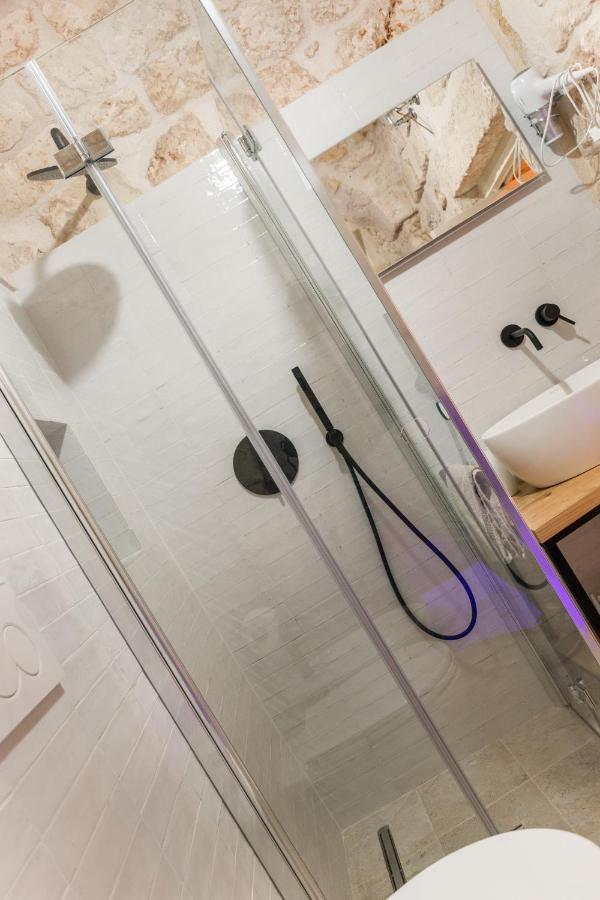La Casedda - Apartment & Hydromassage Ceglie Messapica Bagian luar foto